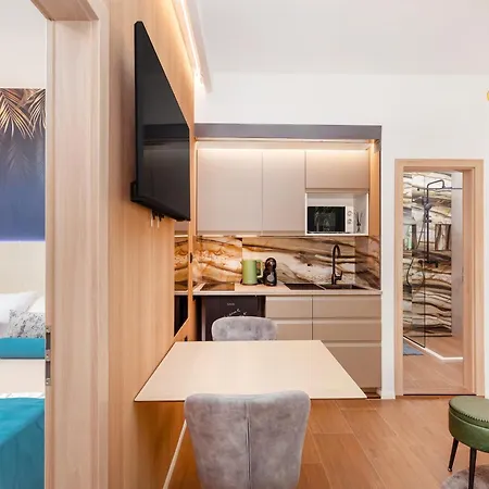 Mare & Monti * Mlini