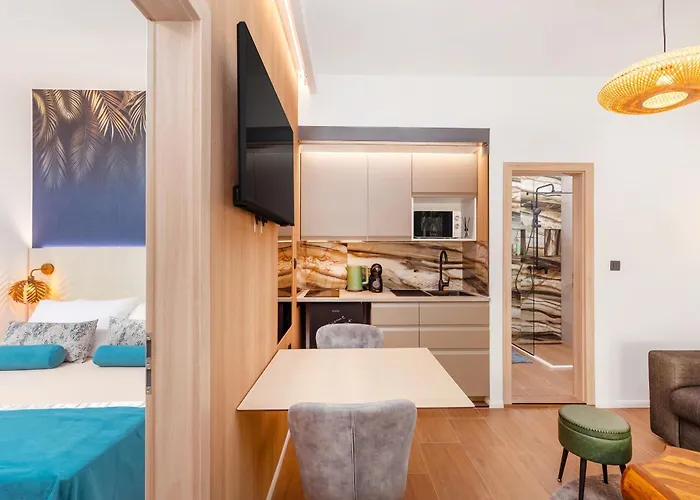 Mare & Monti * مْليني