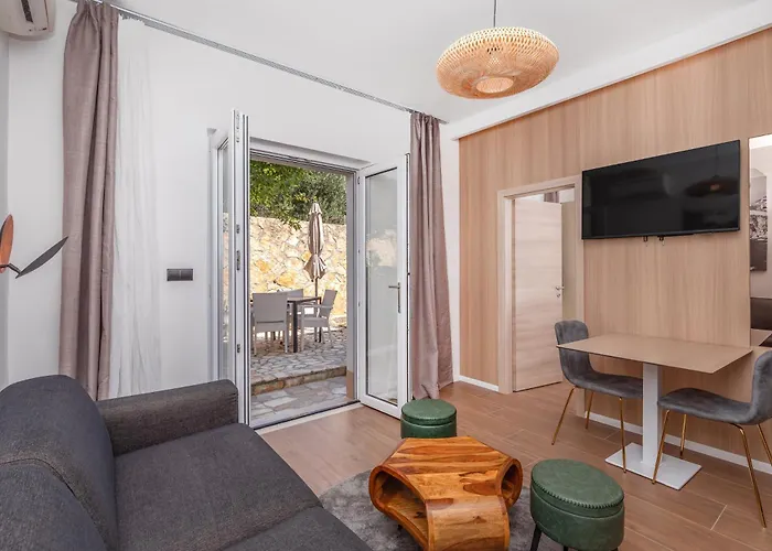 Mare & Monti شقة مْليني