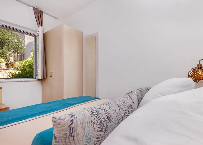 Mare & Monti * مْليني