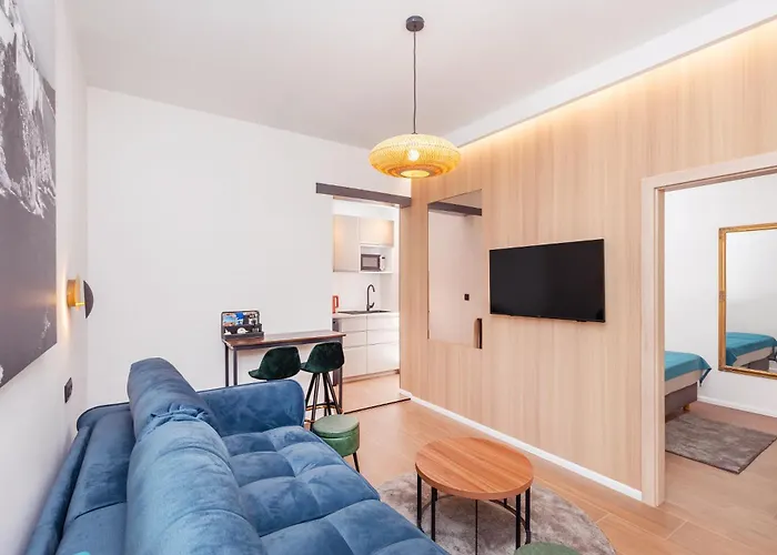 Mare & Monti مْليني