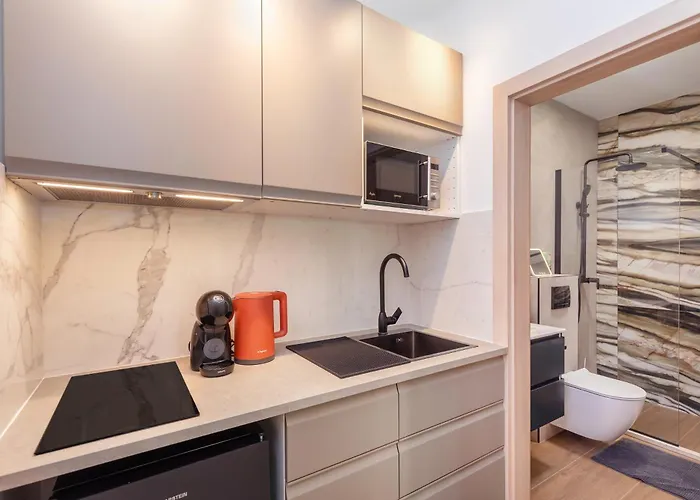 Mare & Monti * مْليني